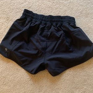 Lululemon tracker shorts 4in
